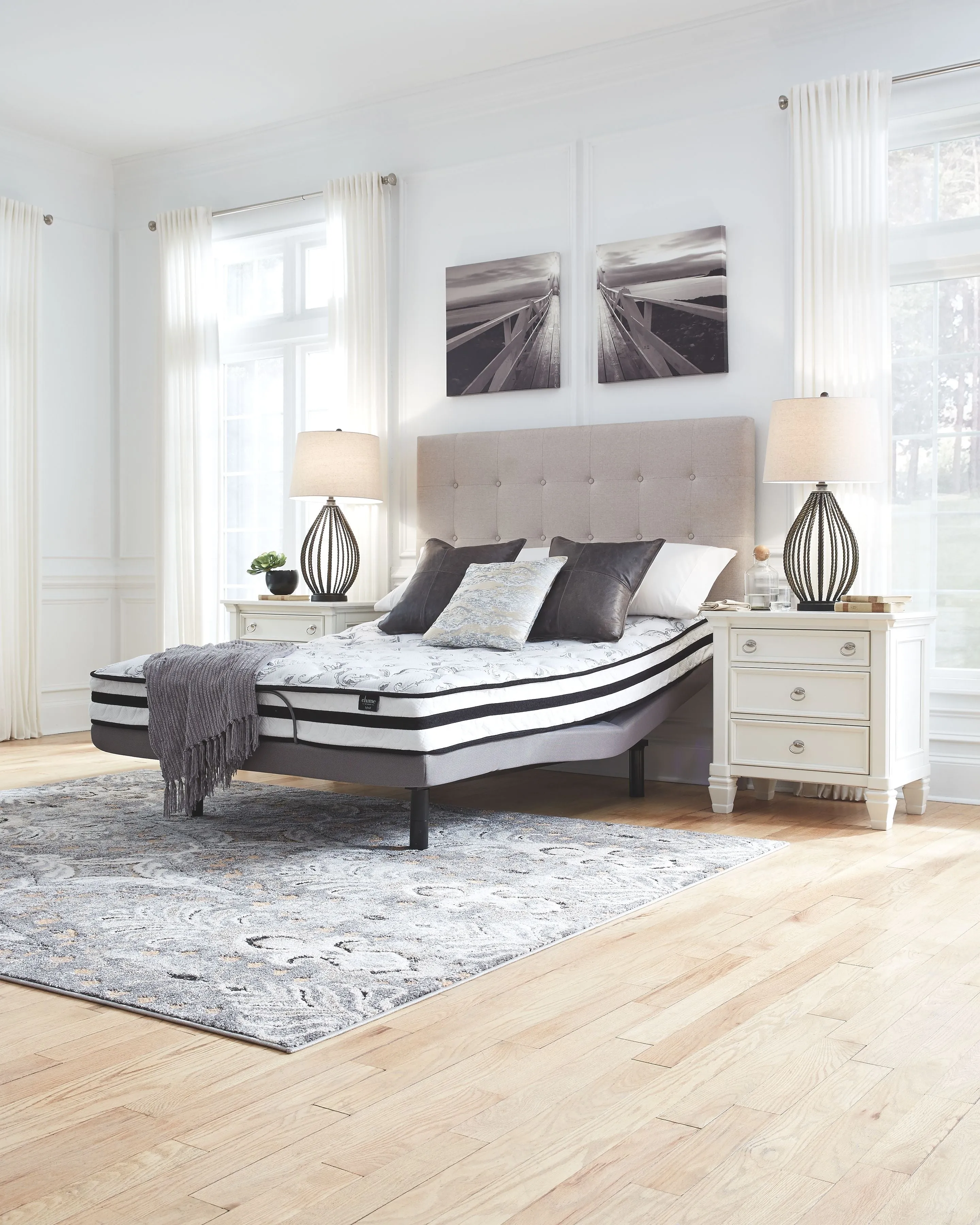 8 Inch Chime Innerspring - White - Twin Mattress