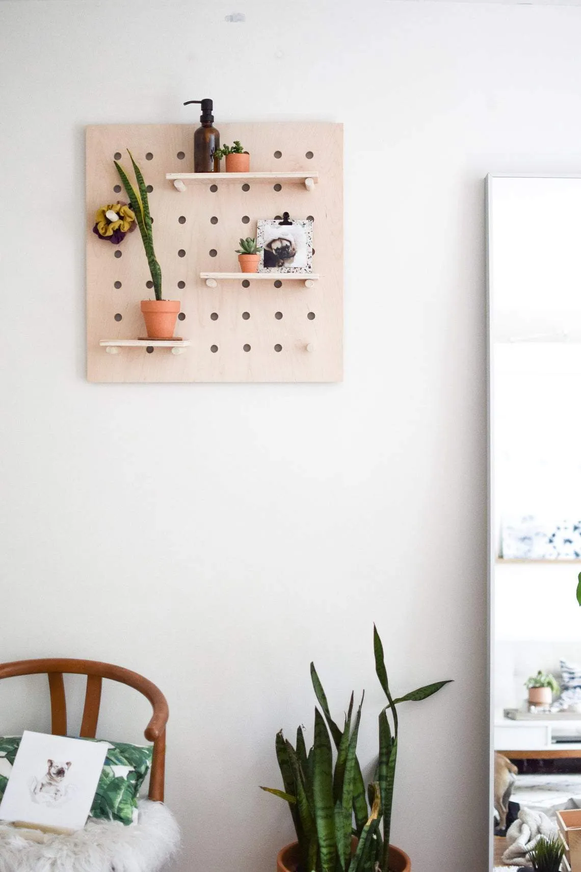 American-Elm Display Birch Plywood Pegboard for Shelving/Display Unit/Shop Display/Wall Shelves (60x60 cm)