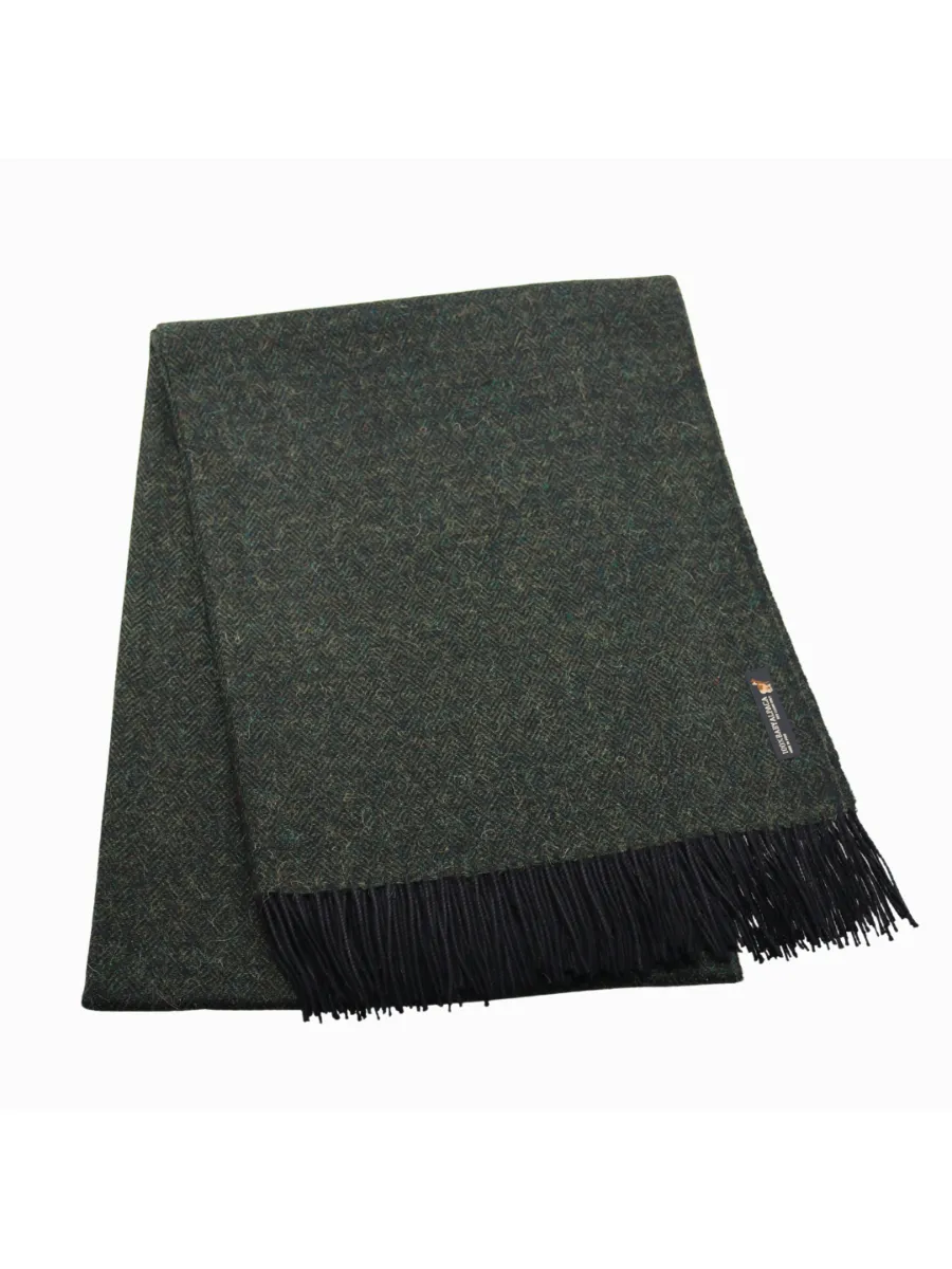 Baby Alpaca Geometric Throw Blanket in Black & Forest Green