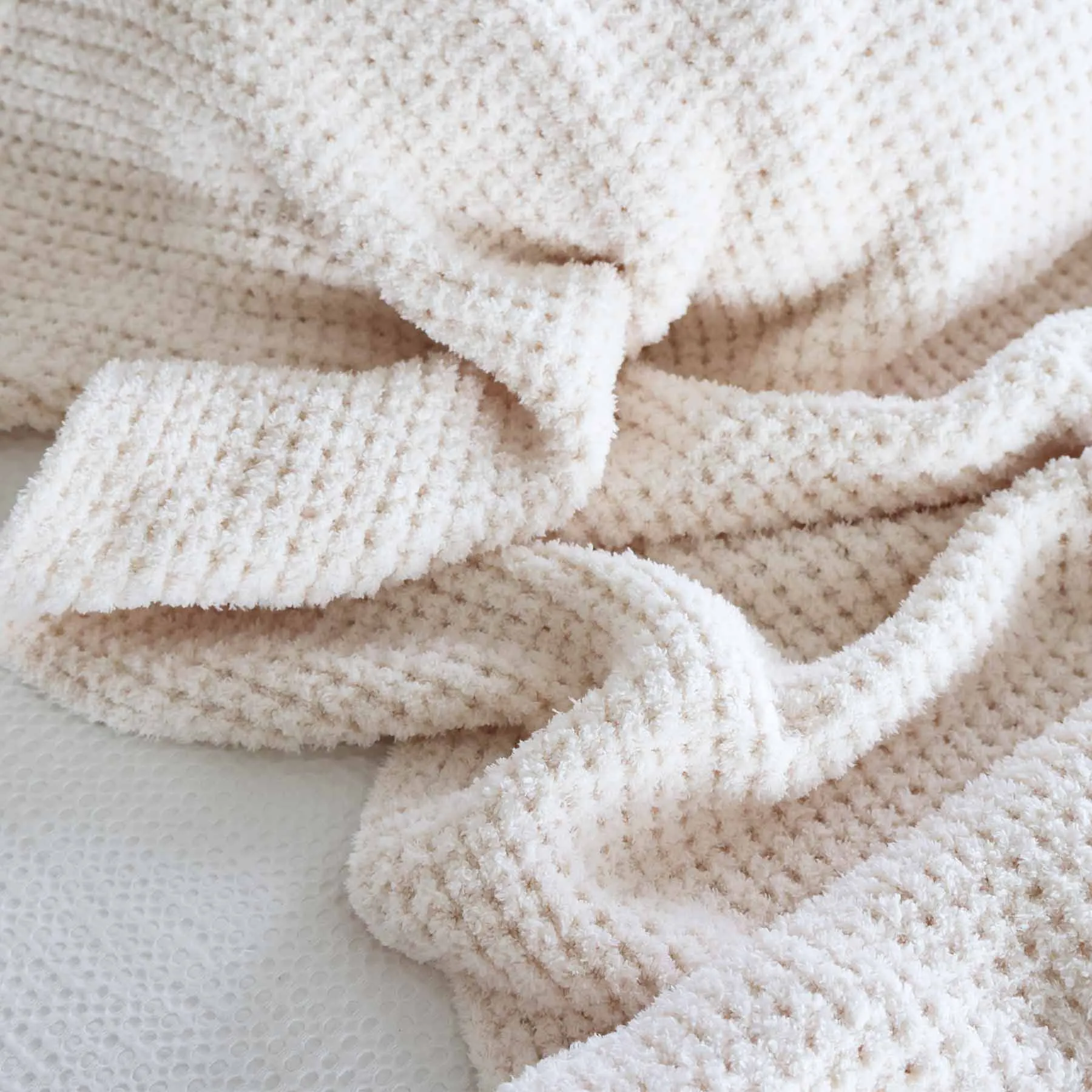 CuddleLane™ Luxe Waffle Blankets | Whisper