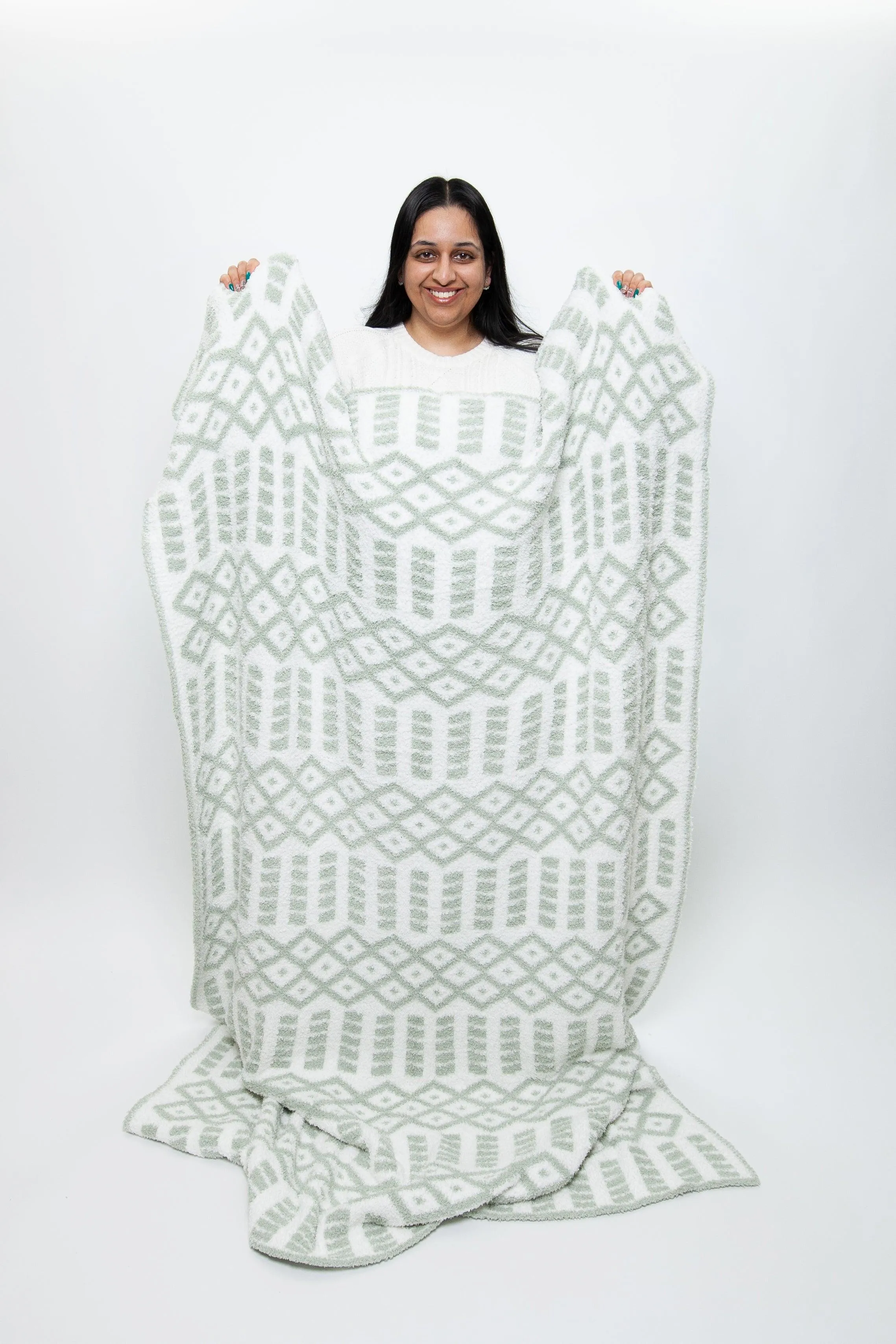 Desert Sage & White Diamond Point Print Throw
