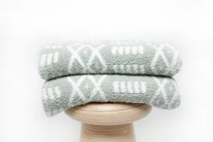 Desert Sage & White Diamond Point Print Throw