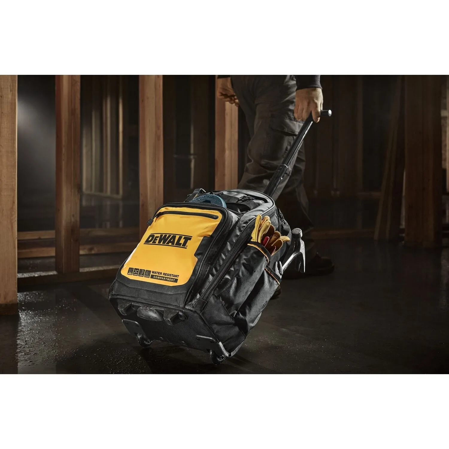 Dewalt DWST560101 PRO Backpack on Wheels