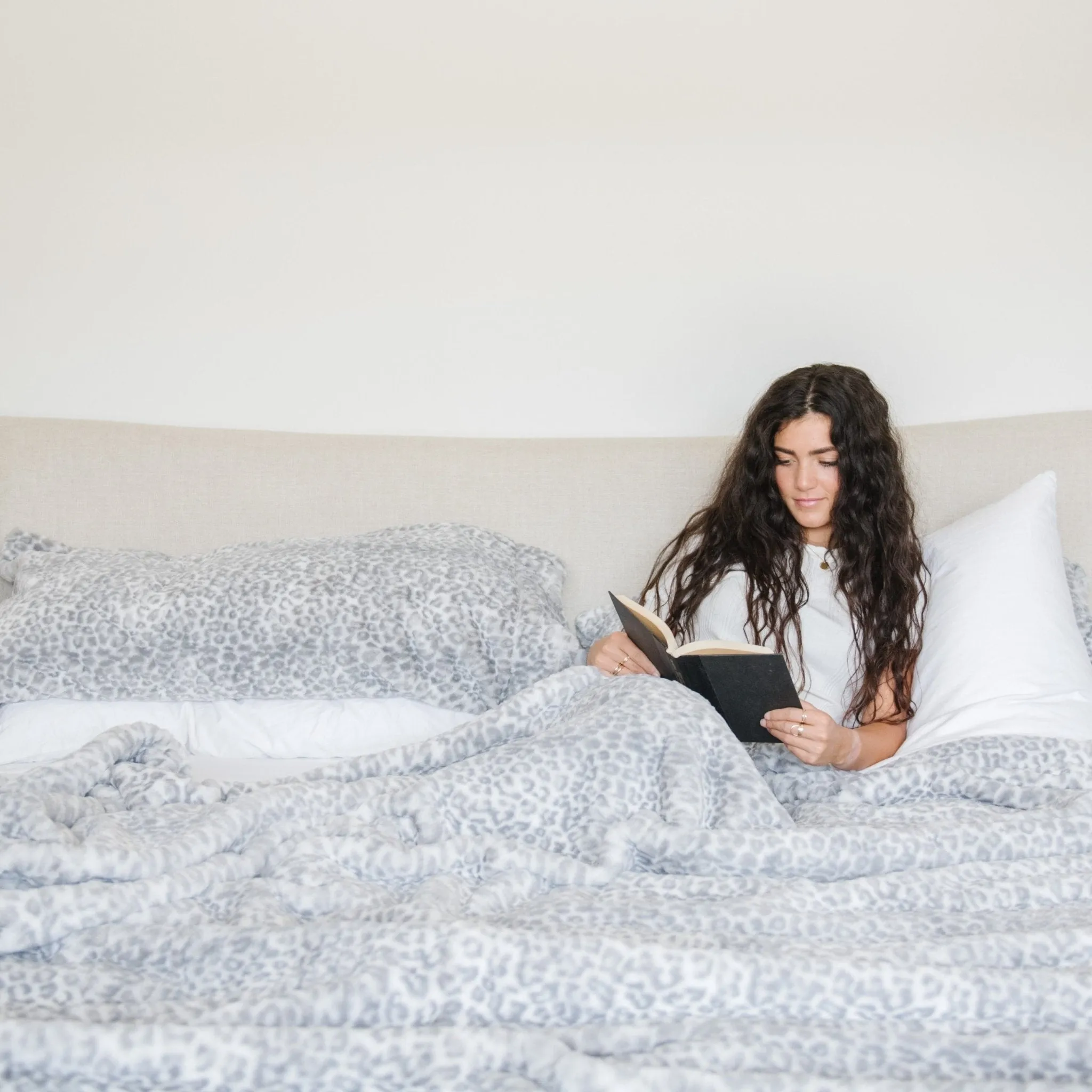 FAUX FUR KING BLANKETS