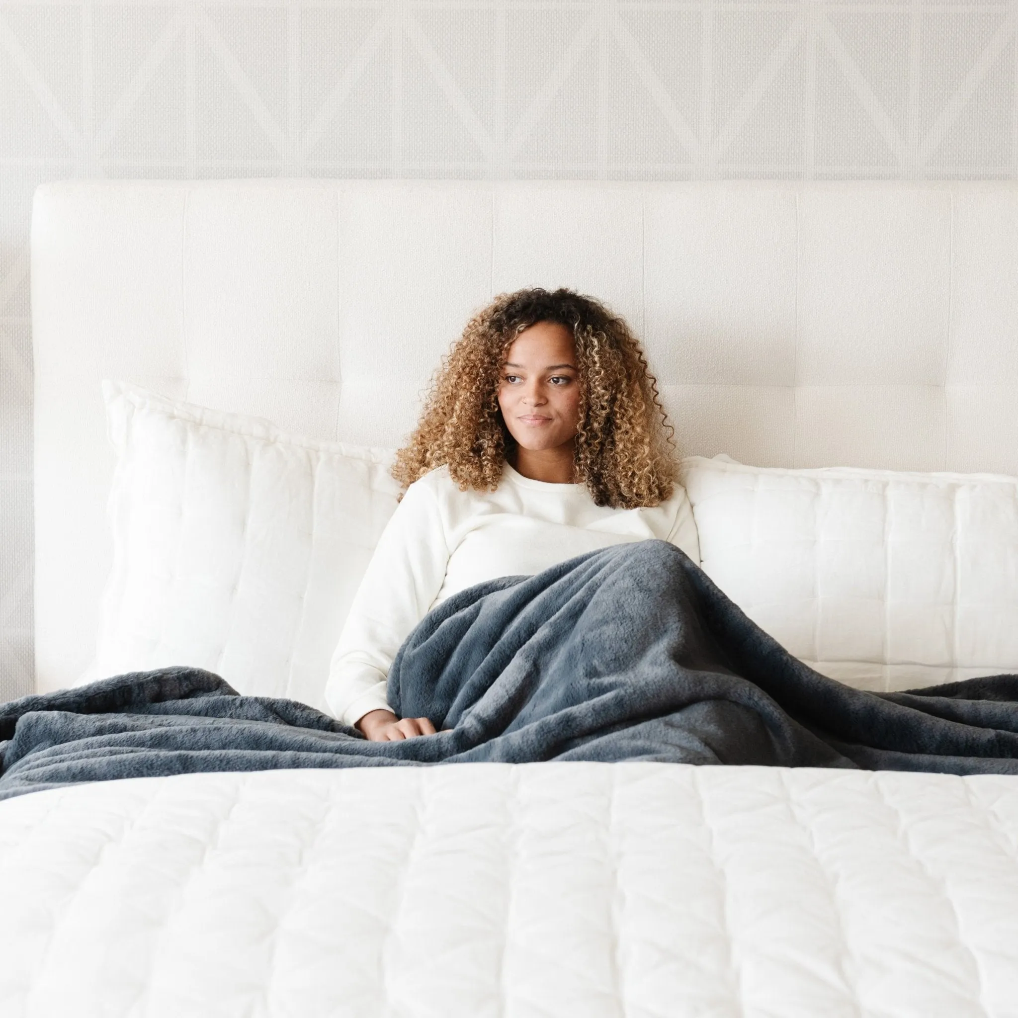 FAUX FUR KING BLANKETS
