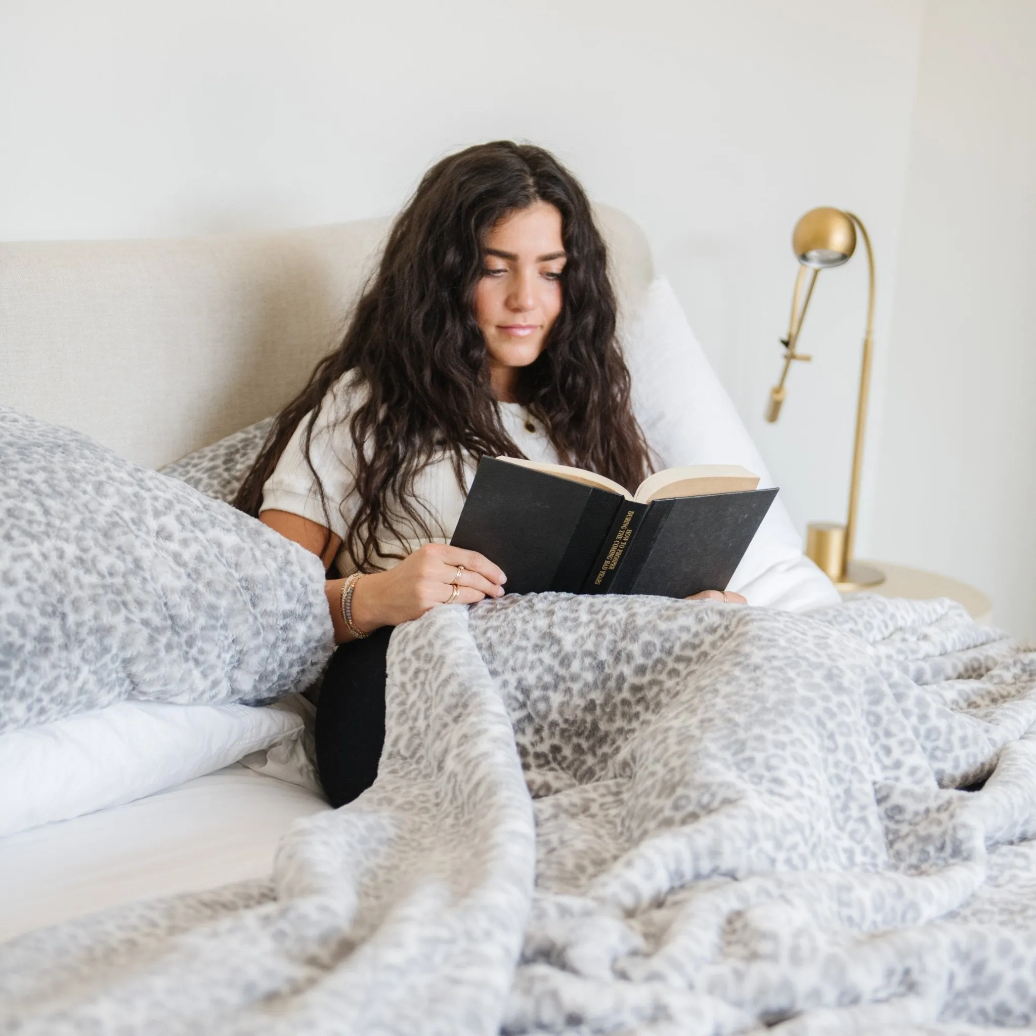 FAUX FUR KING BLANKETS