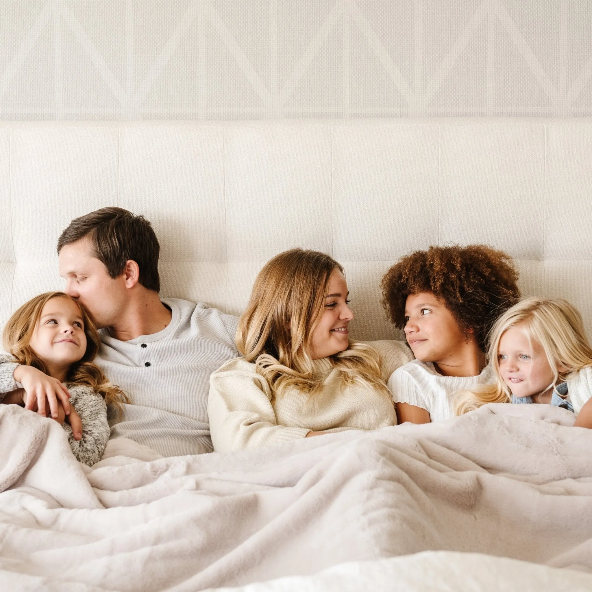 FAUX FUR KING BLANKETS