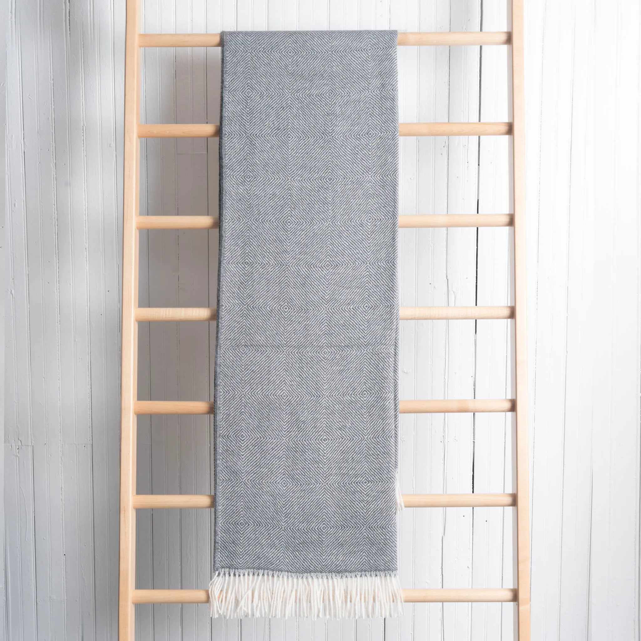 Fluff Diamond Pattern Baby Alpaca Throw Blanket