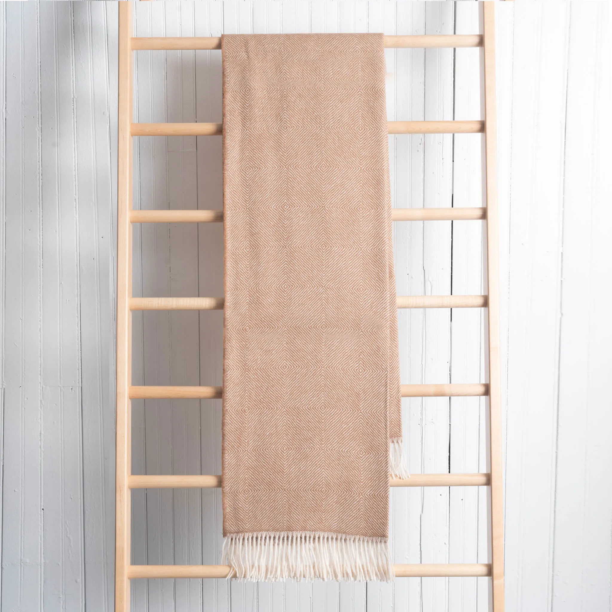 Fluff Diamond Pattern Baby Alpaca Throw Blanket