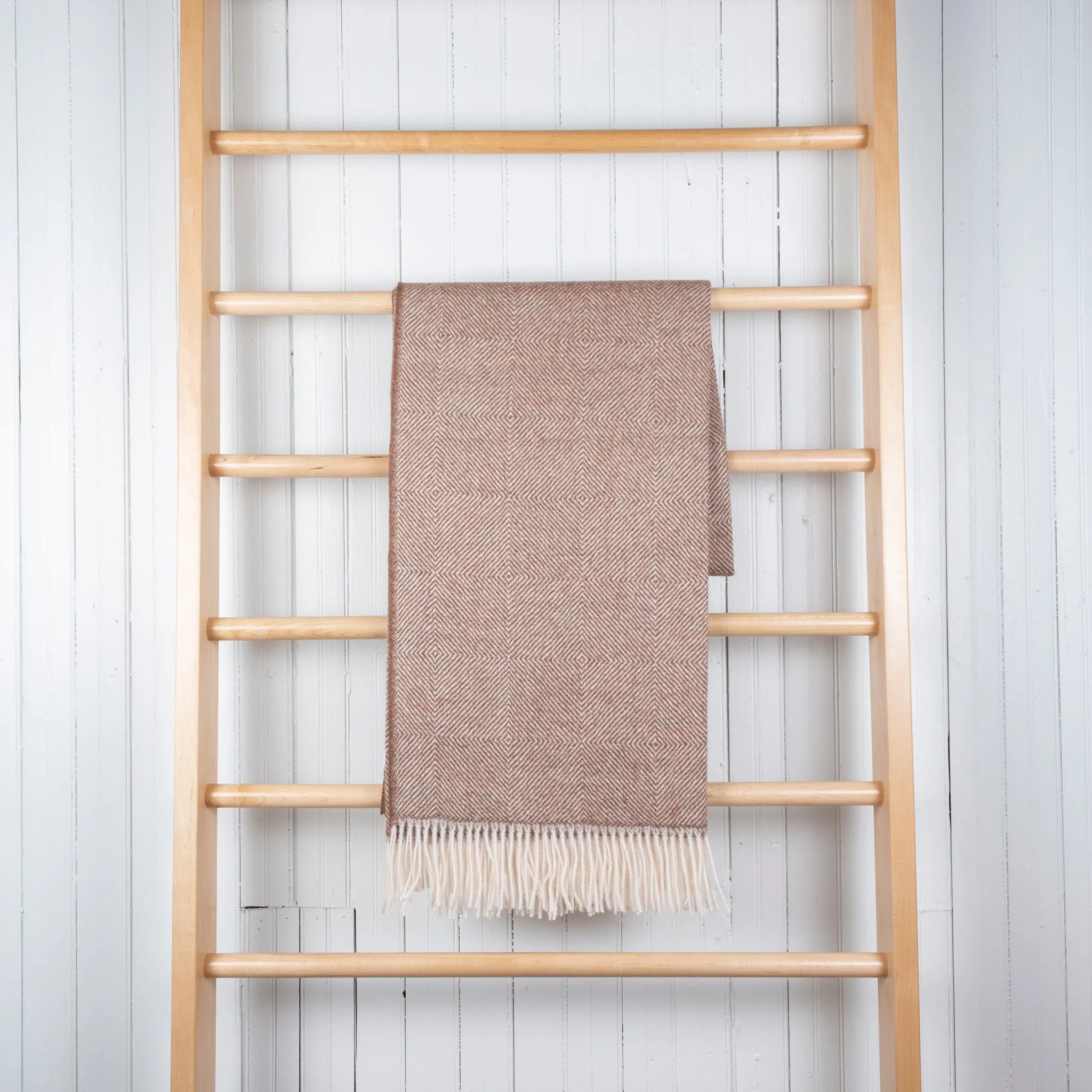 Fluff Diamond Pattern Baby Alpaca Throw Blanket