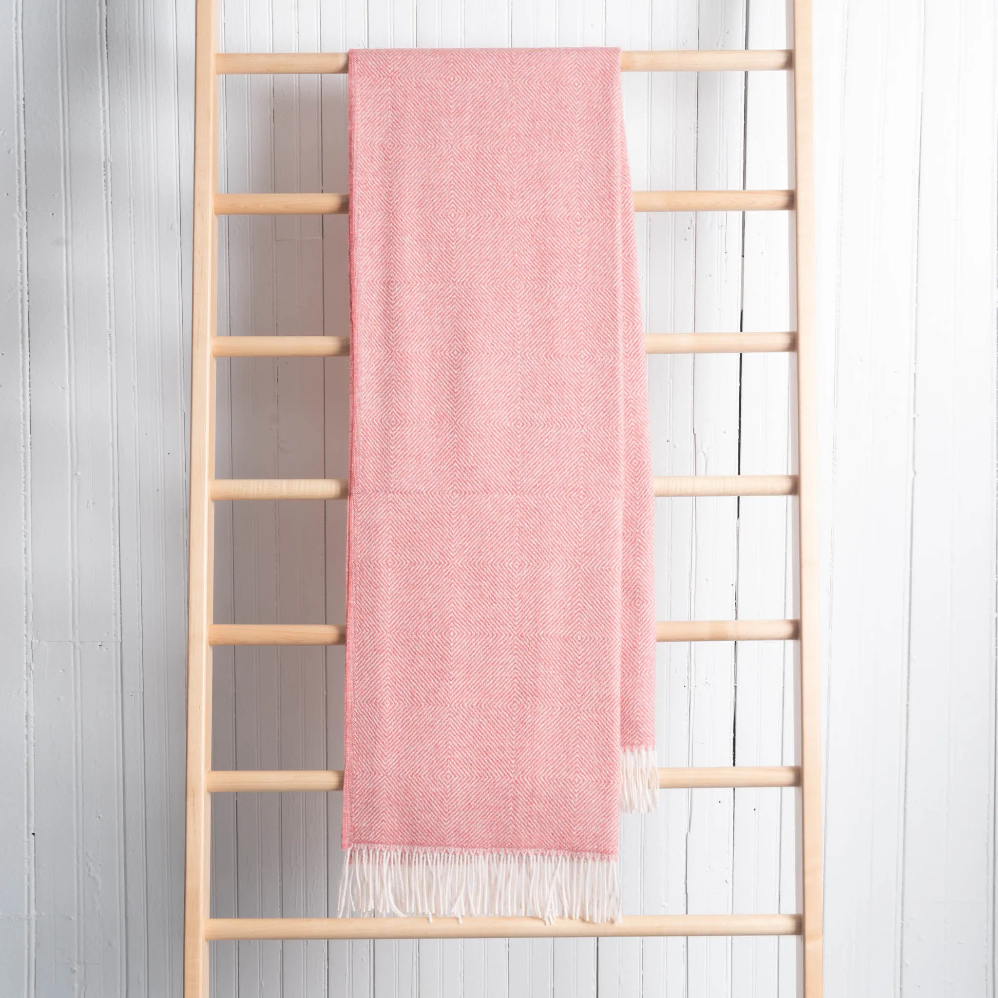 Fluff Diamond Pattern Baby Alpaca Throw Blanket