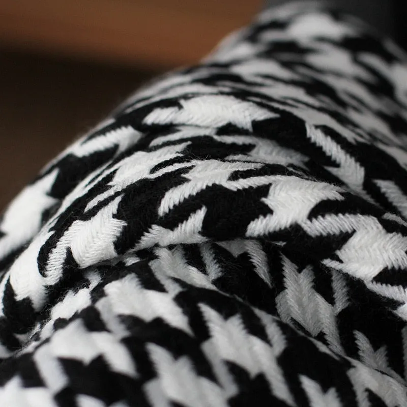 Francis Houndstooth Blanket Throw