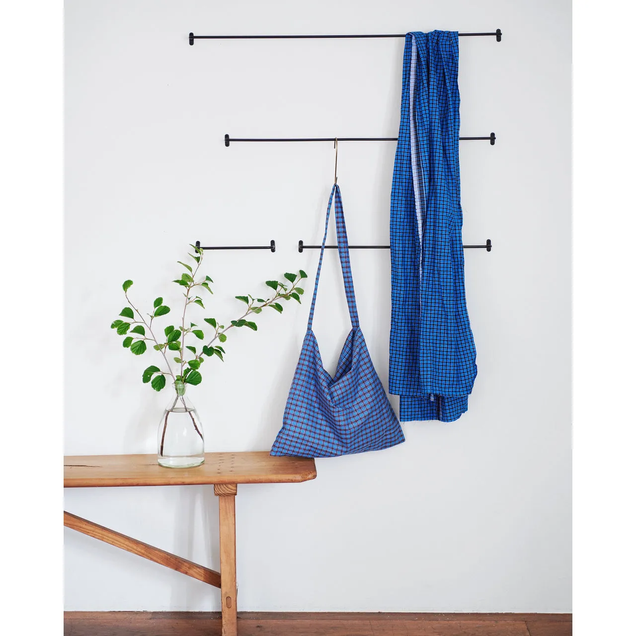 Frog Linen Towel Bar