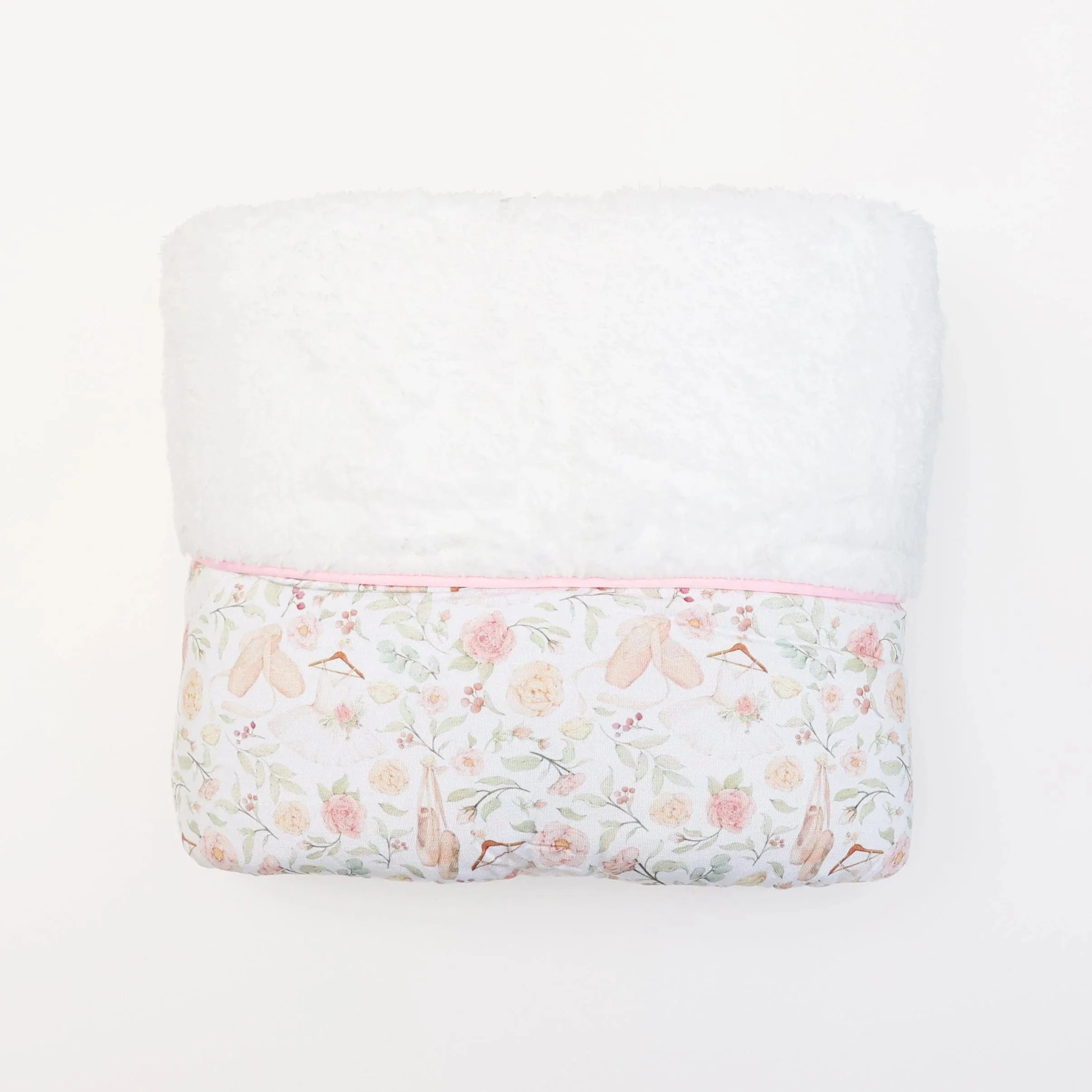 Gifts Galore Planes - Plush Bamboo Blankets