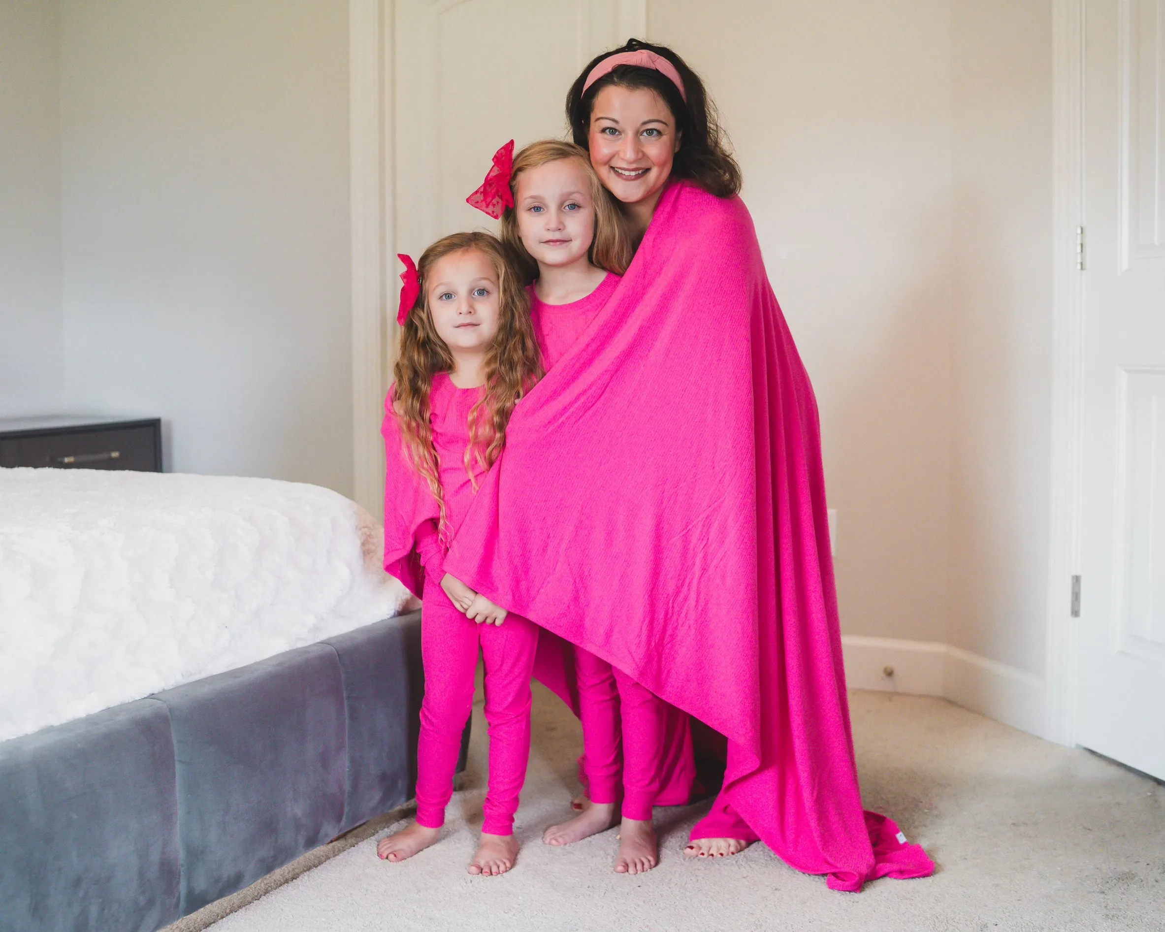 HOT PINK RIB DREAM BLANKET (60x 70)