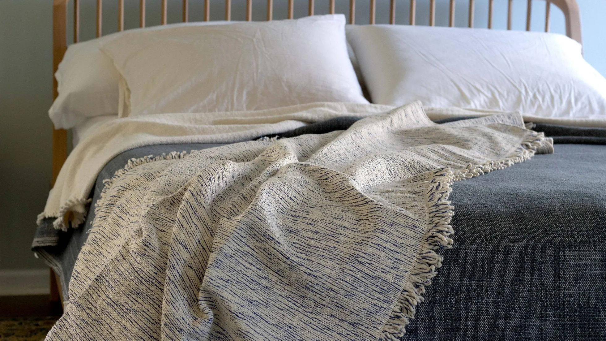 Lapi Throw