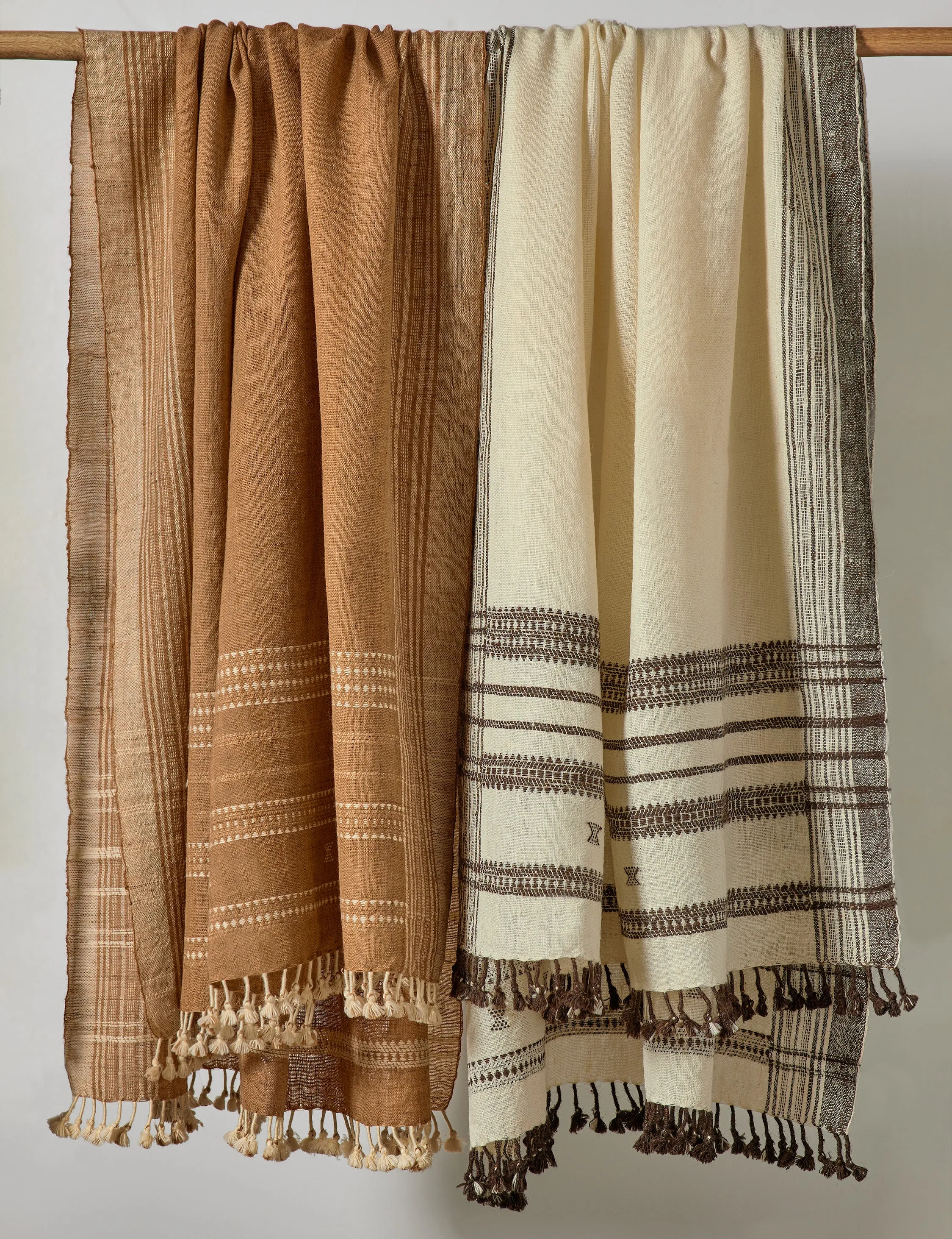 Manorma Throw