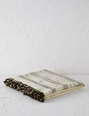 Manorma Throw