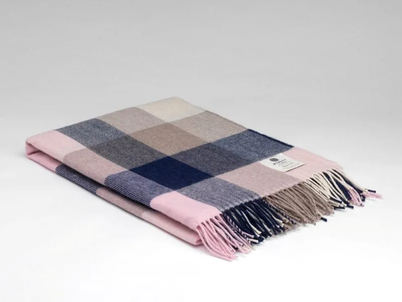Merino Lambswool Throw - Chic - McNutt