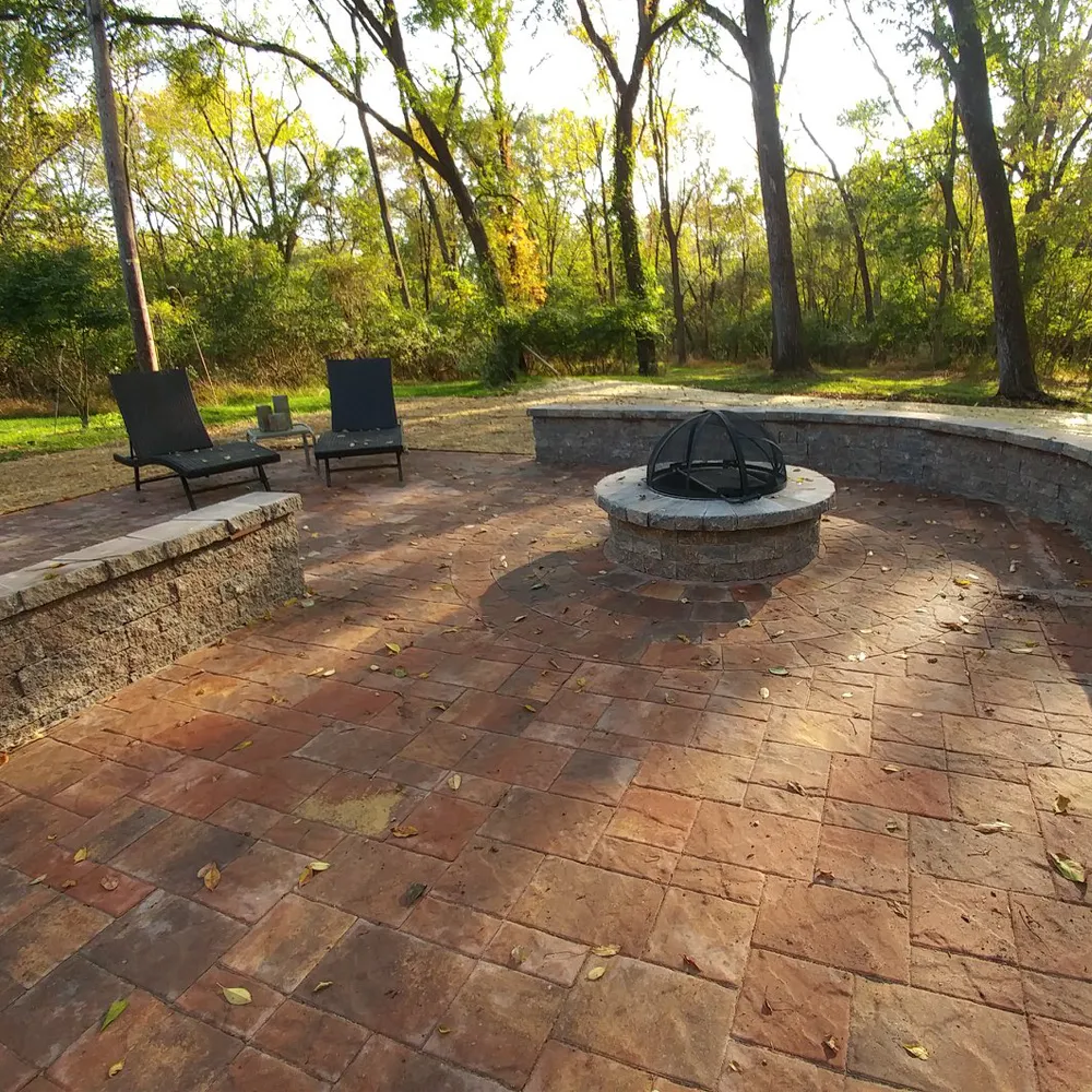 Save $250 on a 12” x 30” fire pit & 10’ circle patio at Mountain View Mulch