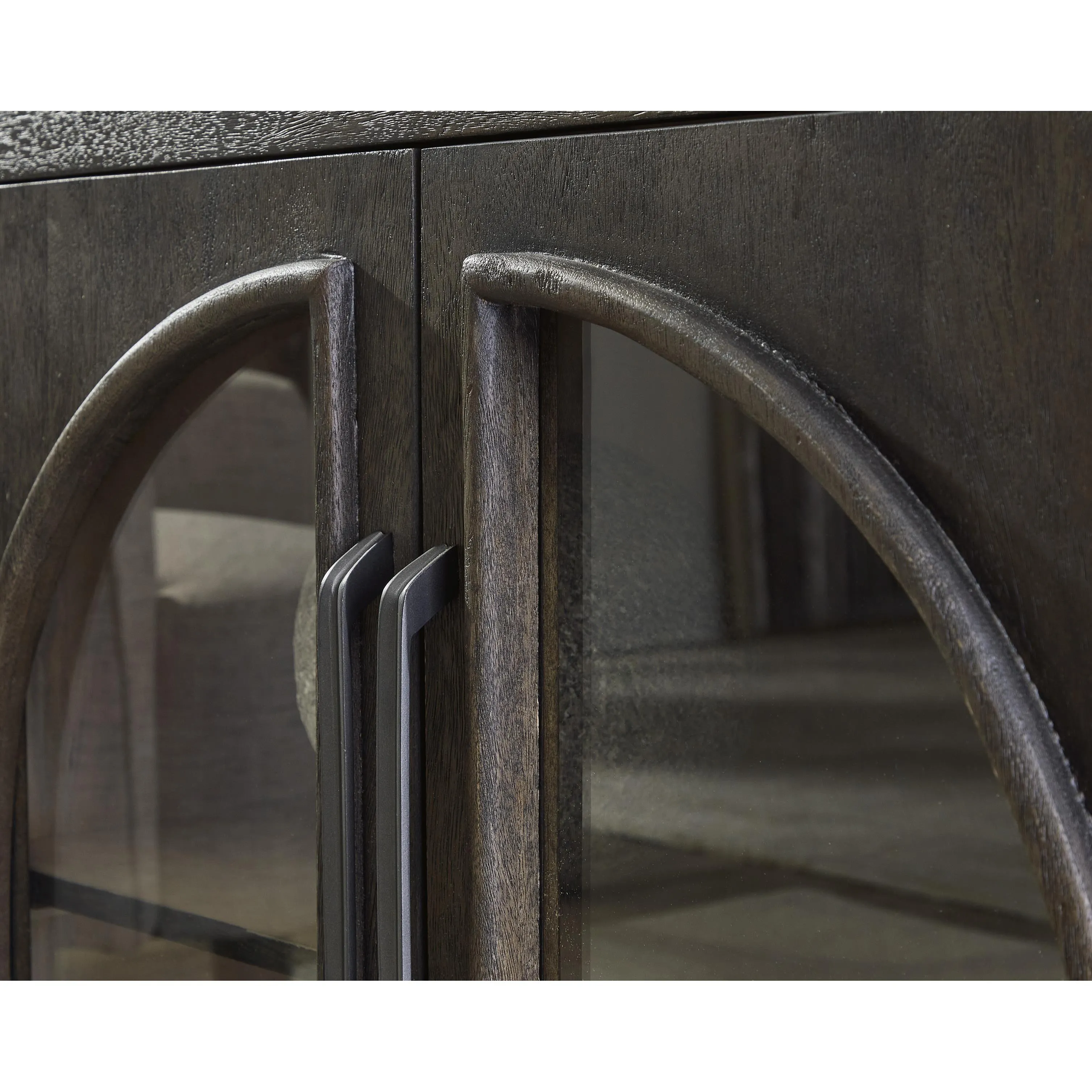 Signature Design by Ashley Dreley A4000586 Accent Cabinet