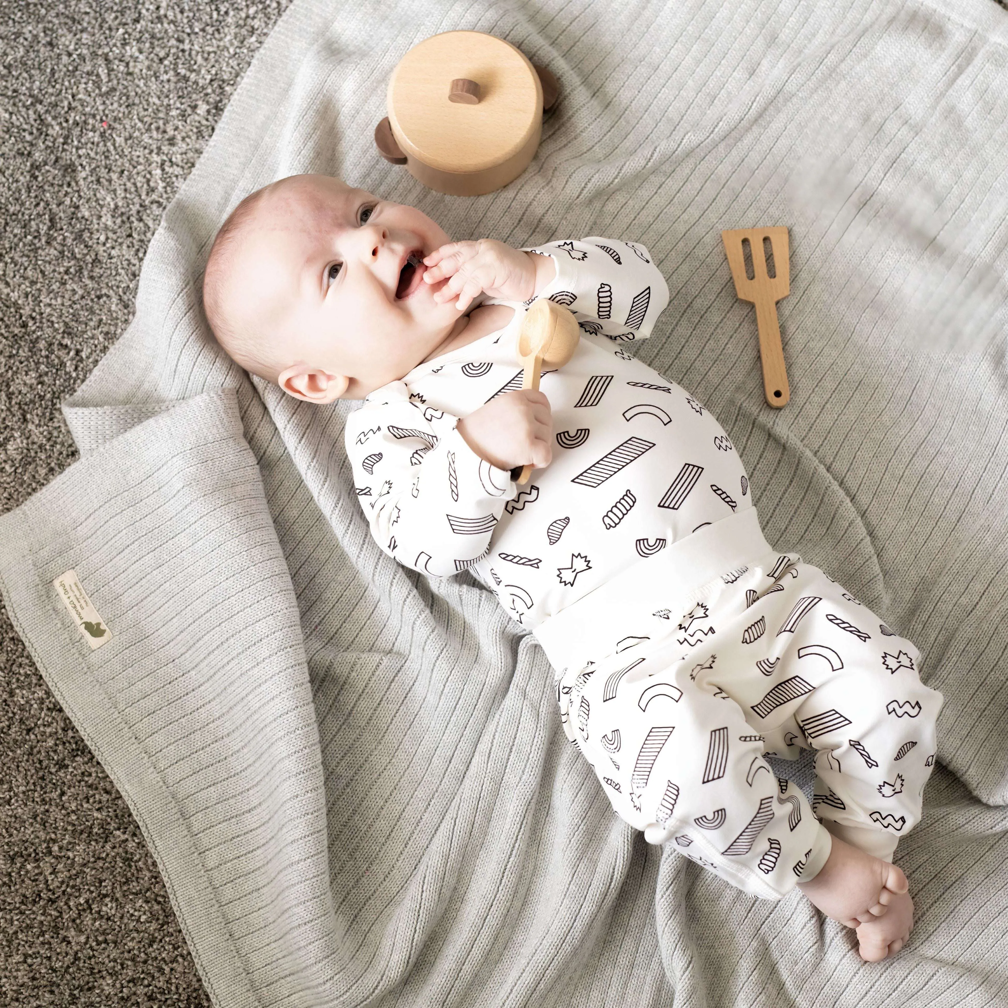 Snuggle Up Blanket_Grey