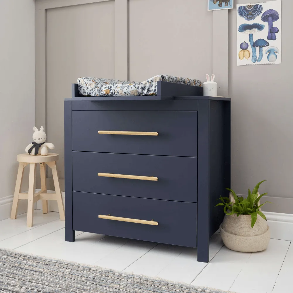 Tutti Bambini Tivoli Chest Changer – Navy