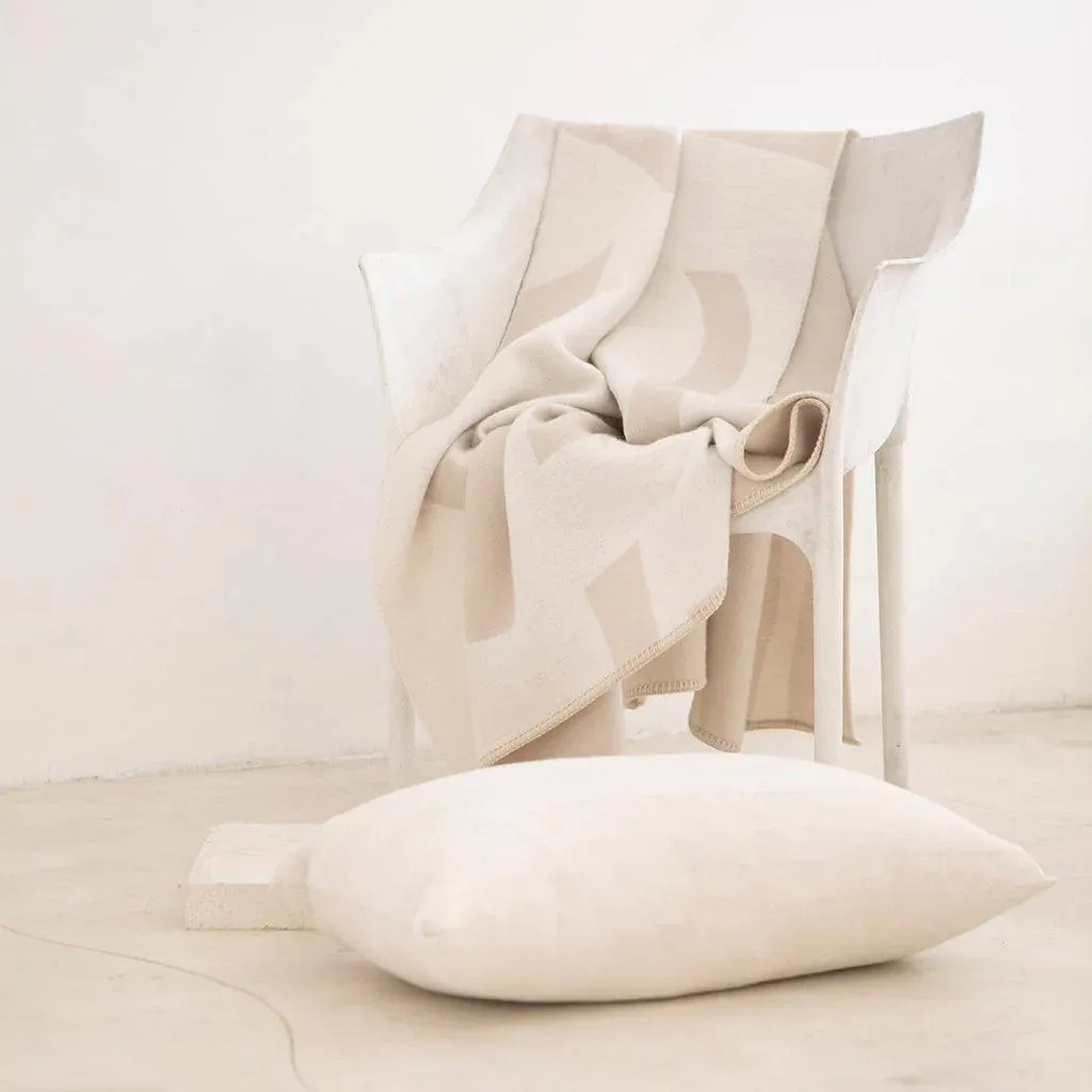 Visions Reversible Throw - Optic/Plaster