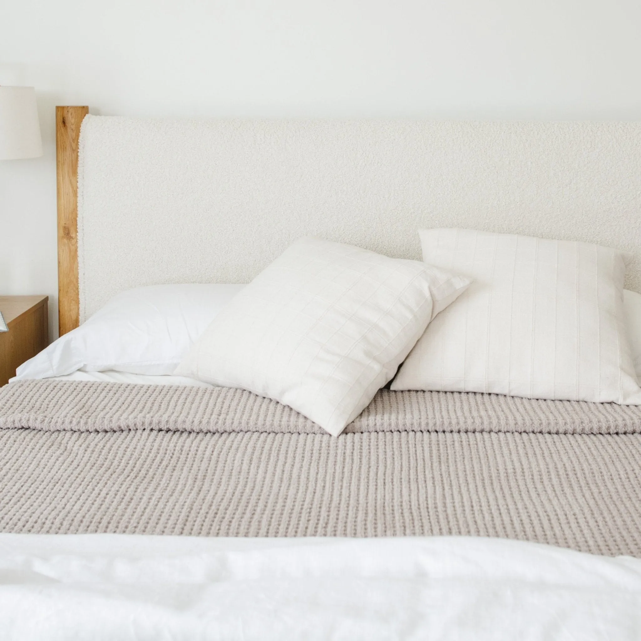 WAFFLE KNIT KING BLANKETS
