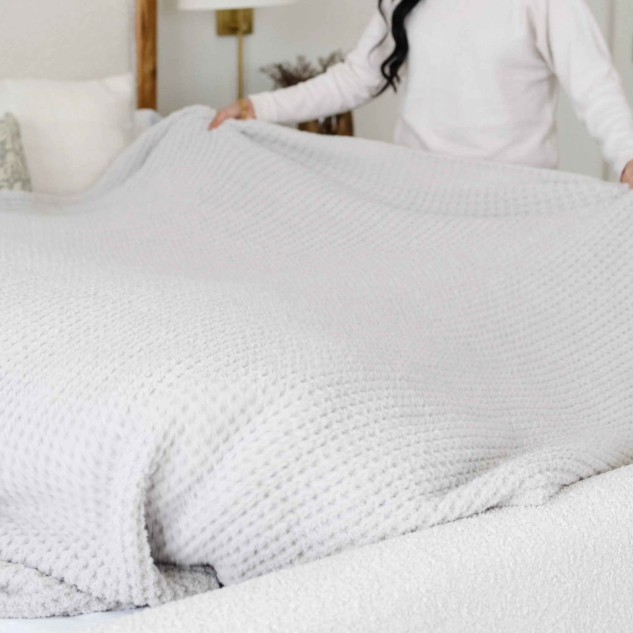 WAFFLE KNIT KING BLANKETS