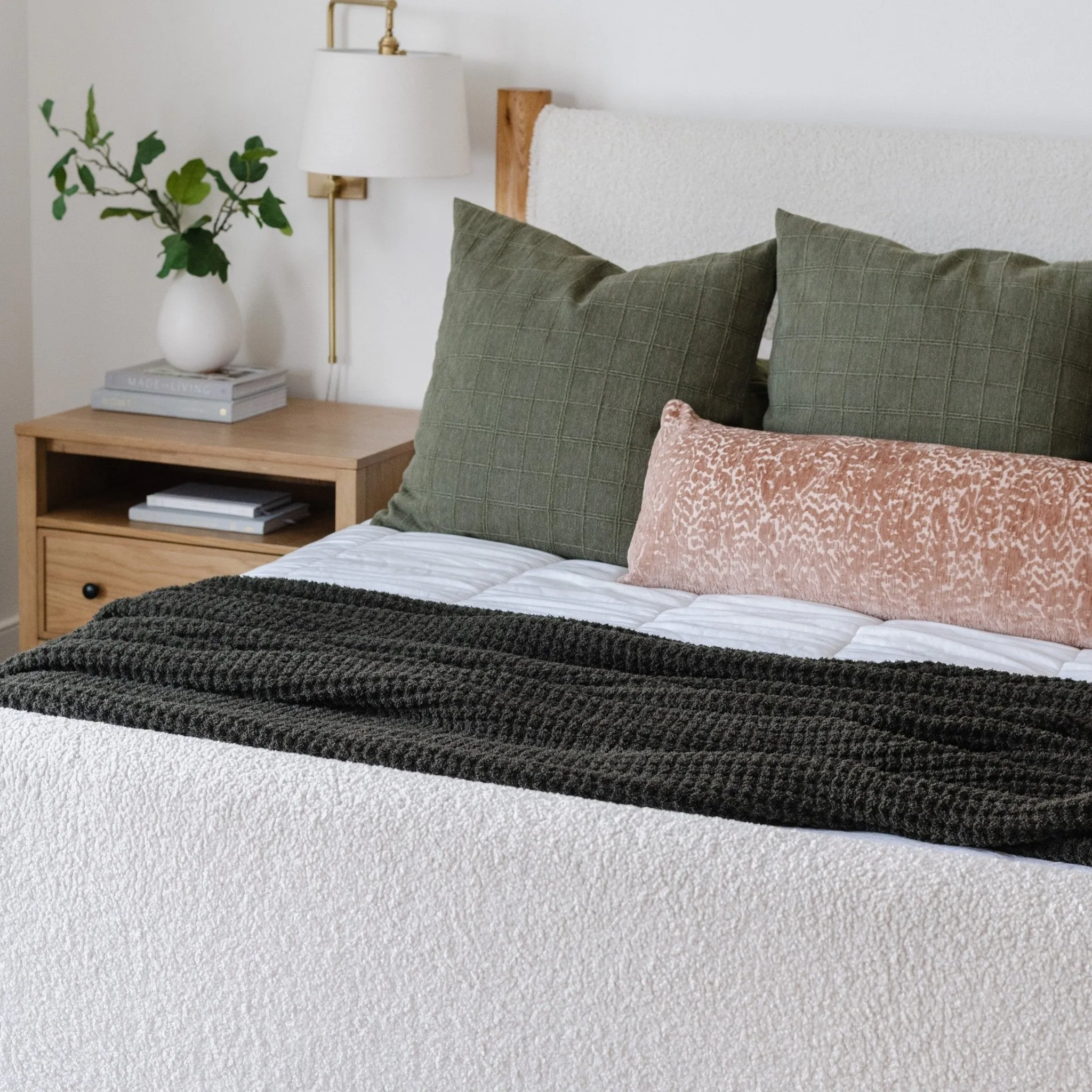 WAFFLE KNIT KING BLANKETS
