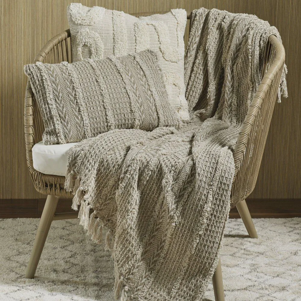 Walton & Co. 152cm Tufted Recycled Cotton Throw