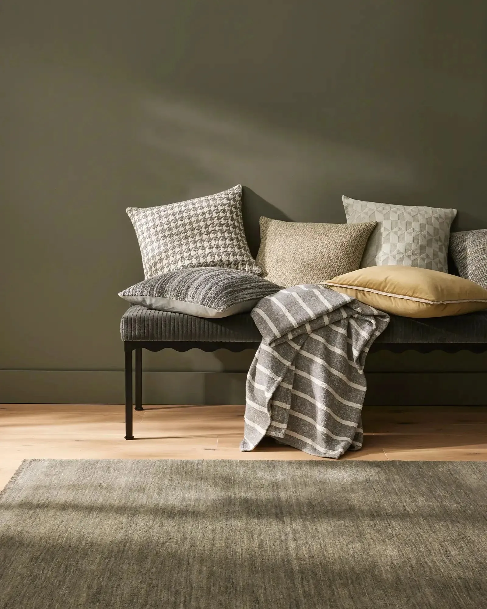 Weave Piazza Throw - Mineral